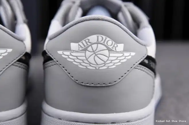 Kicked Out Shoe Store box) 1 DR JORDAN OG X CN8607-002 (DR shoe LOW 0613